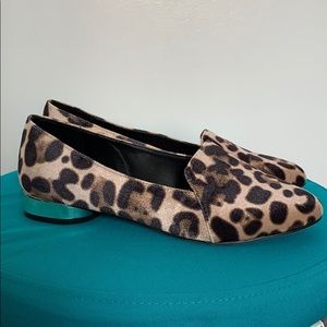 SARLINAS VELVET LEOPARD LOAFER